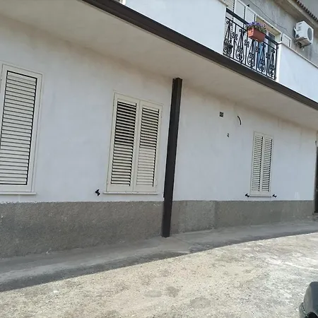 Casa Della Nonna * Donisi